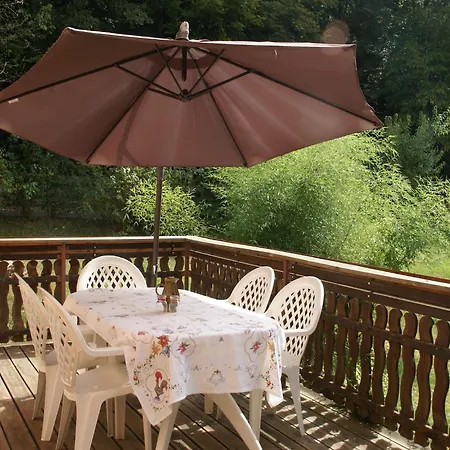 Large With Garden Near The Lake, Cleaning Included Hanviller